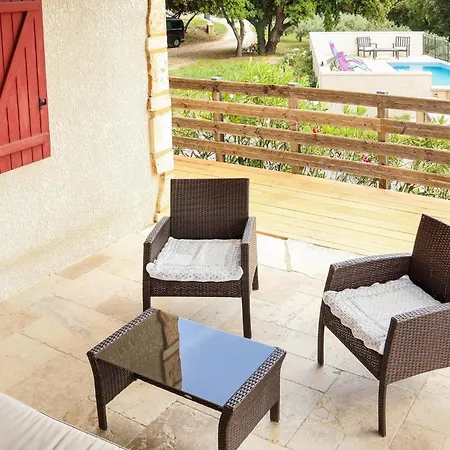 Casa de Férias Cozy In Orgnac-laven With Wifi Orgnac-lʼAven